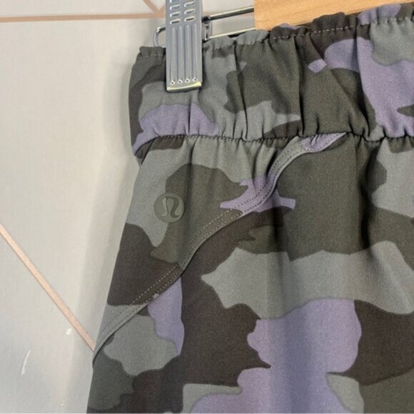 Lululemon Keep Moving Pant 7/8 High-Rise Heritage 365 Camo Dusky Lavender Multi - Picture 6 of 8